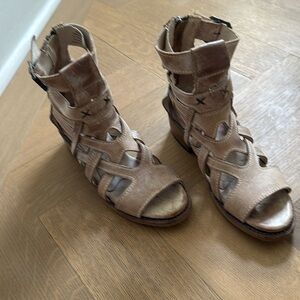 Freebird by Steven Gazelle sandals, size 7